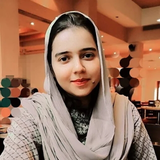 amna-qadeer